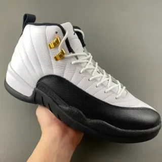 Air Jordan 12 白黑金篮球鞋