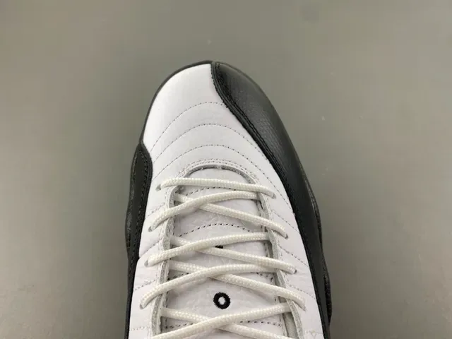 Air Jordan 12 Blanc Noir Doré Chaussures de Basketball 5