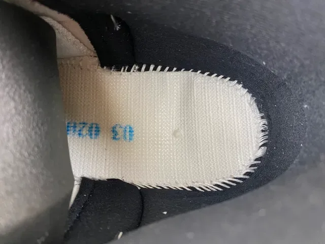 Air Jordan 12 Blanc Noir Doré Chaussures de Basketball 8