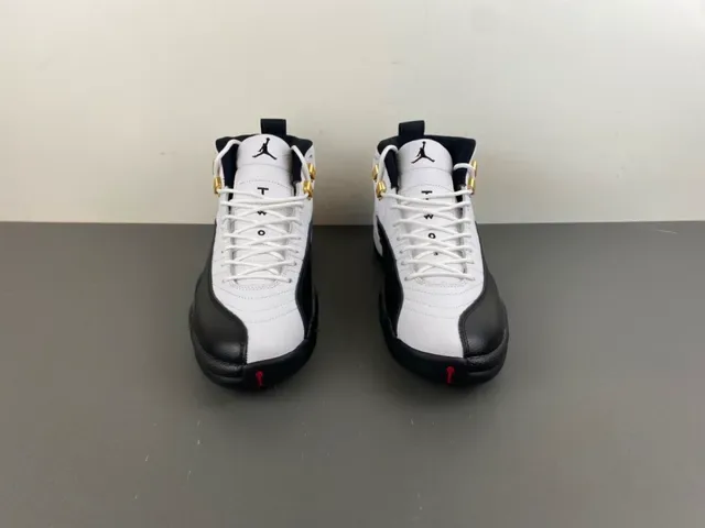 Air Jordan 12 Blanc Noir Doré Chaussures de Basketball 12