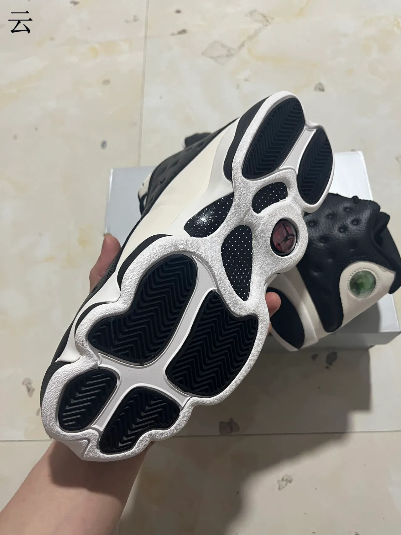 Air Jordan 13 Black White Basketball Shoes 6