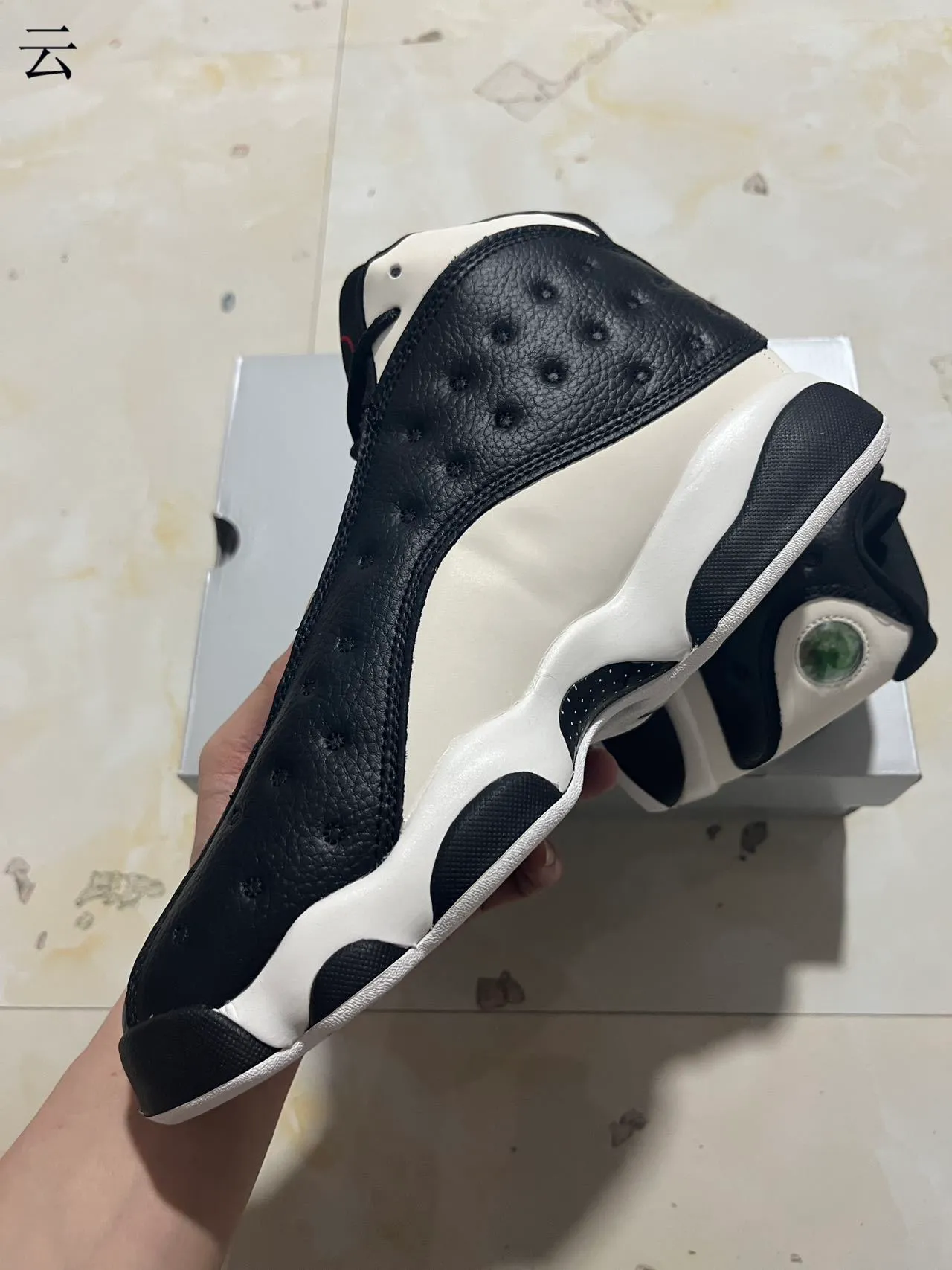 Air Jordan 13 Black White Basketball Shoes 7
