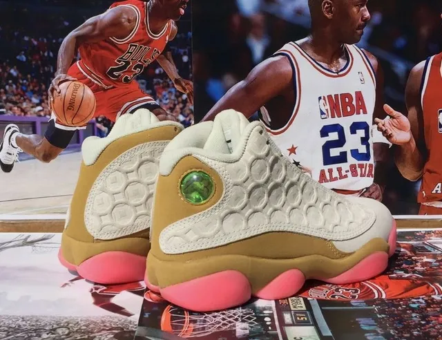 Tênis de basquete Air Jordan 13 favo de mel creme dourado rosa 3