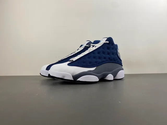 Air Jordan 13 Navy and White Chaussures de Basketball 11