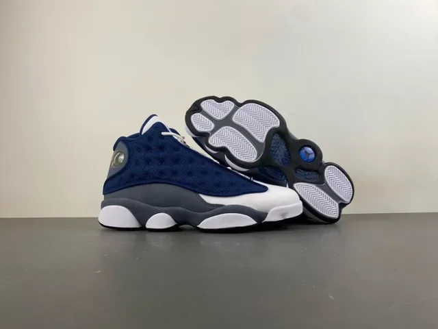 Air Jordan 13 Navy and White Chaussures de Basketball 13