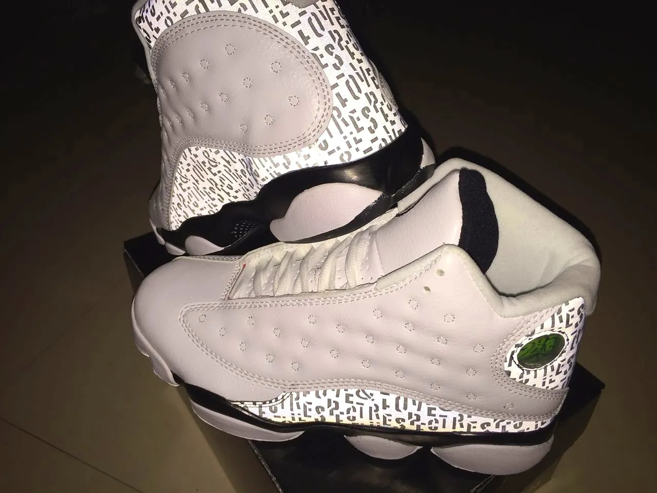 Air Jordan 13 Tênis de basquete branco preto vermelho 4