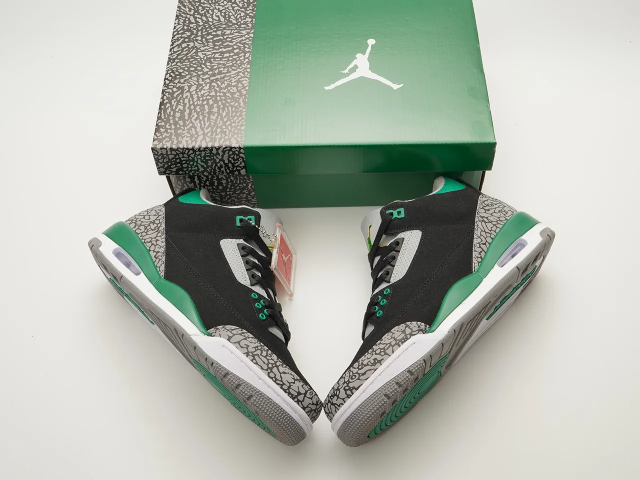 Air Jordan 3 Black Cement Green Basketball Shoes 3