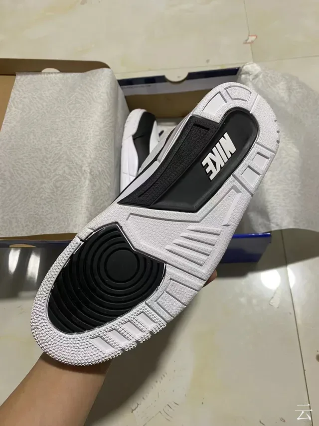 Air Jordan 3 Tênis de Basquete Branco e Preto 5