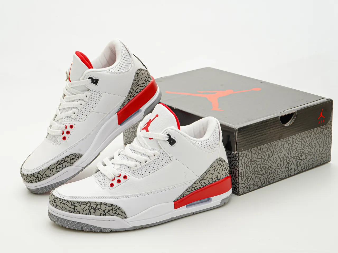 Air Jordan 3 White Cement Basketball Shoes 5