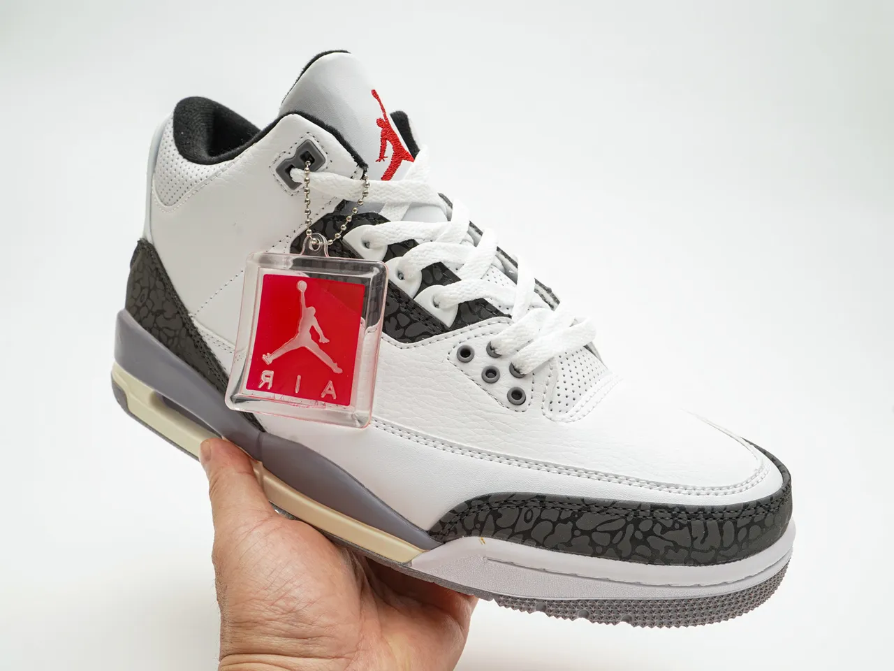 Air Jordan 3 Branco Cimento Impressão de Elefante Tênis de Basquete 4