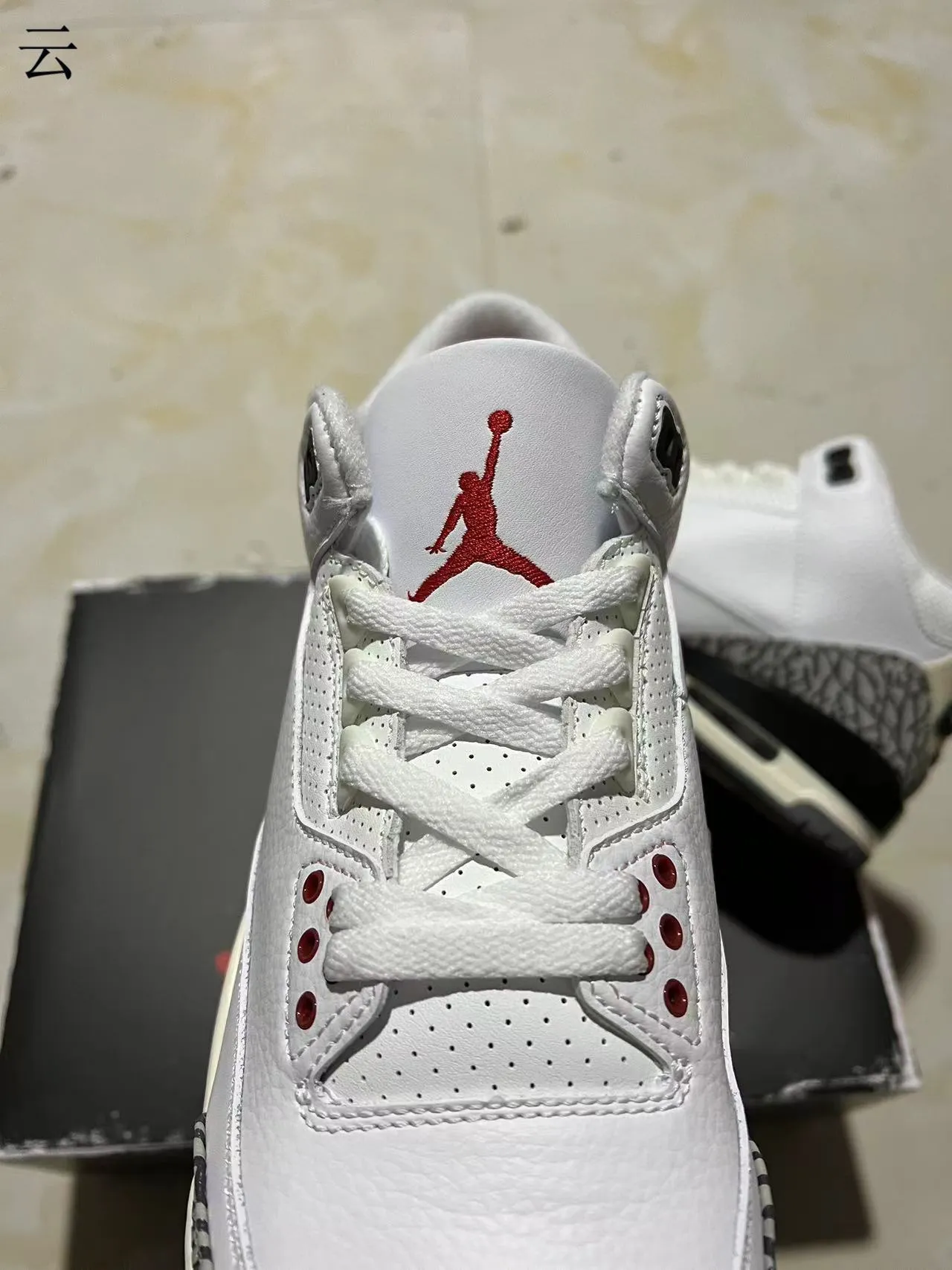 Chaussures de basketball Air Jordan 3 White Cement à imprimé éléphant 5