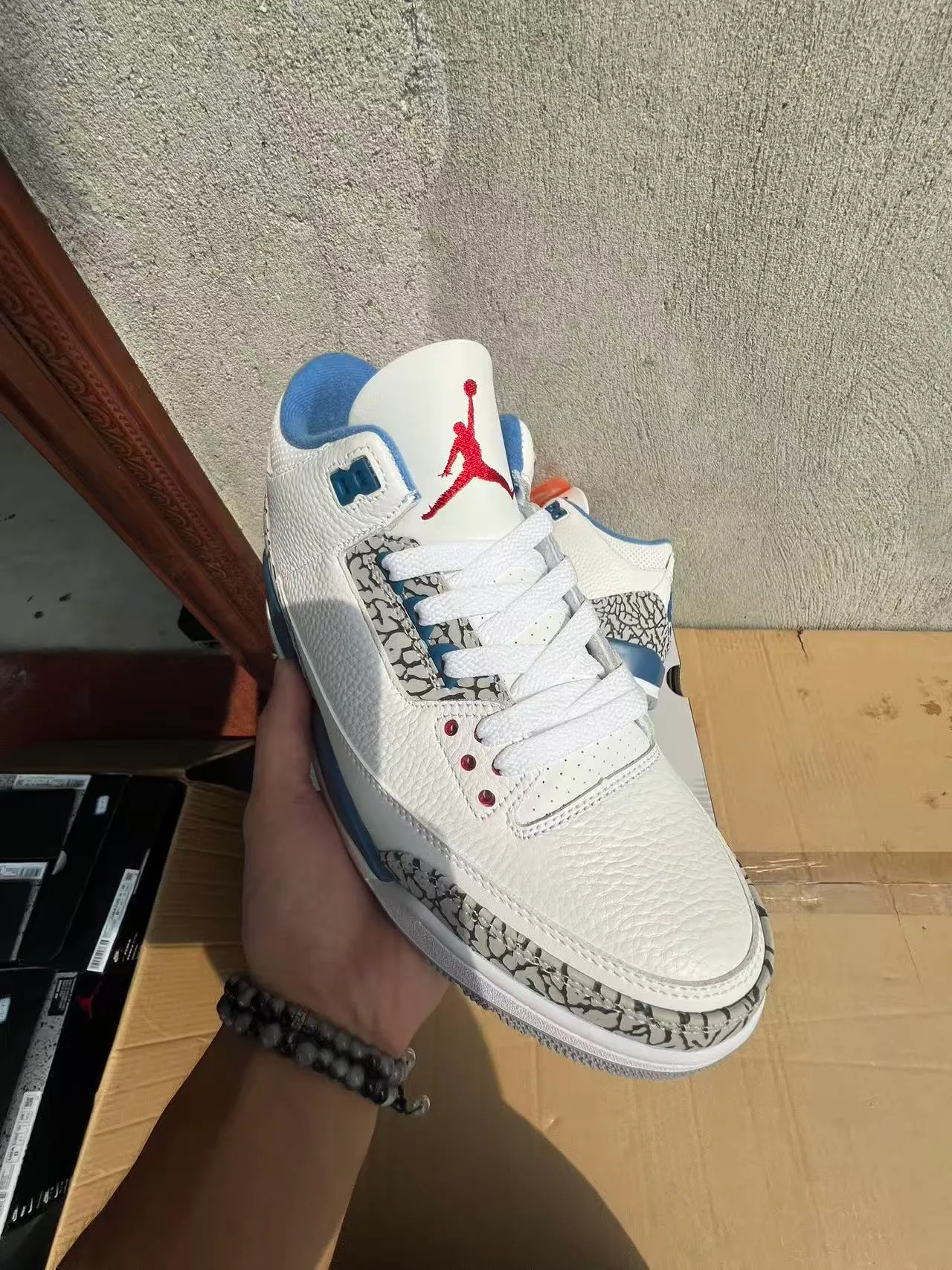 Air Jordan 3 White Cement Gray University Blue Basketball Shoes 2