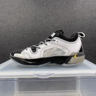Air Jordan 37 White Black Gold Basketball Shoes