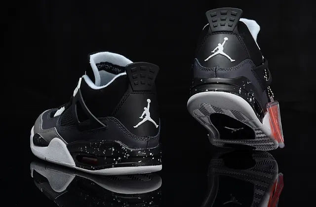 Air Jordan 4 Black Gray White Basketball Shoes 2