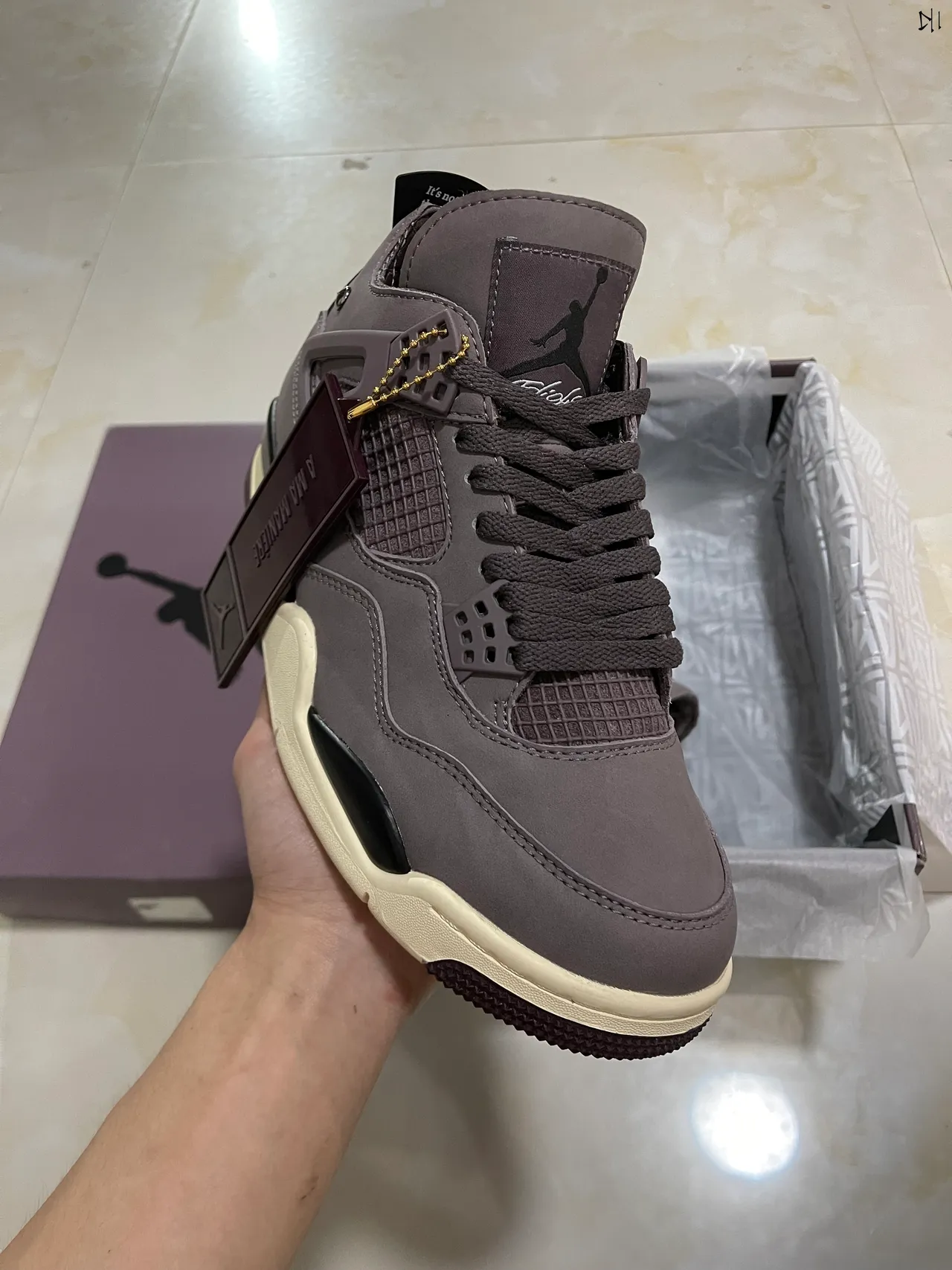 Air Jordan 4 Muted Gray Cream Black Basketball Shoes 3