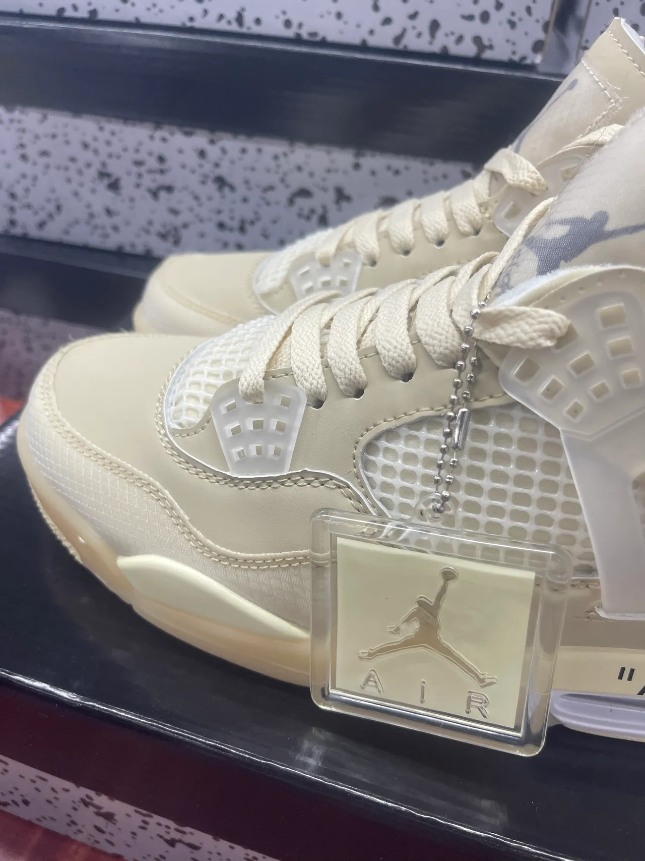 Air Jordan 4 Off-White Cream Basketball Shoes 3
