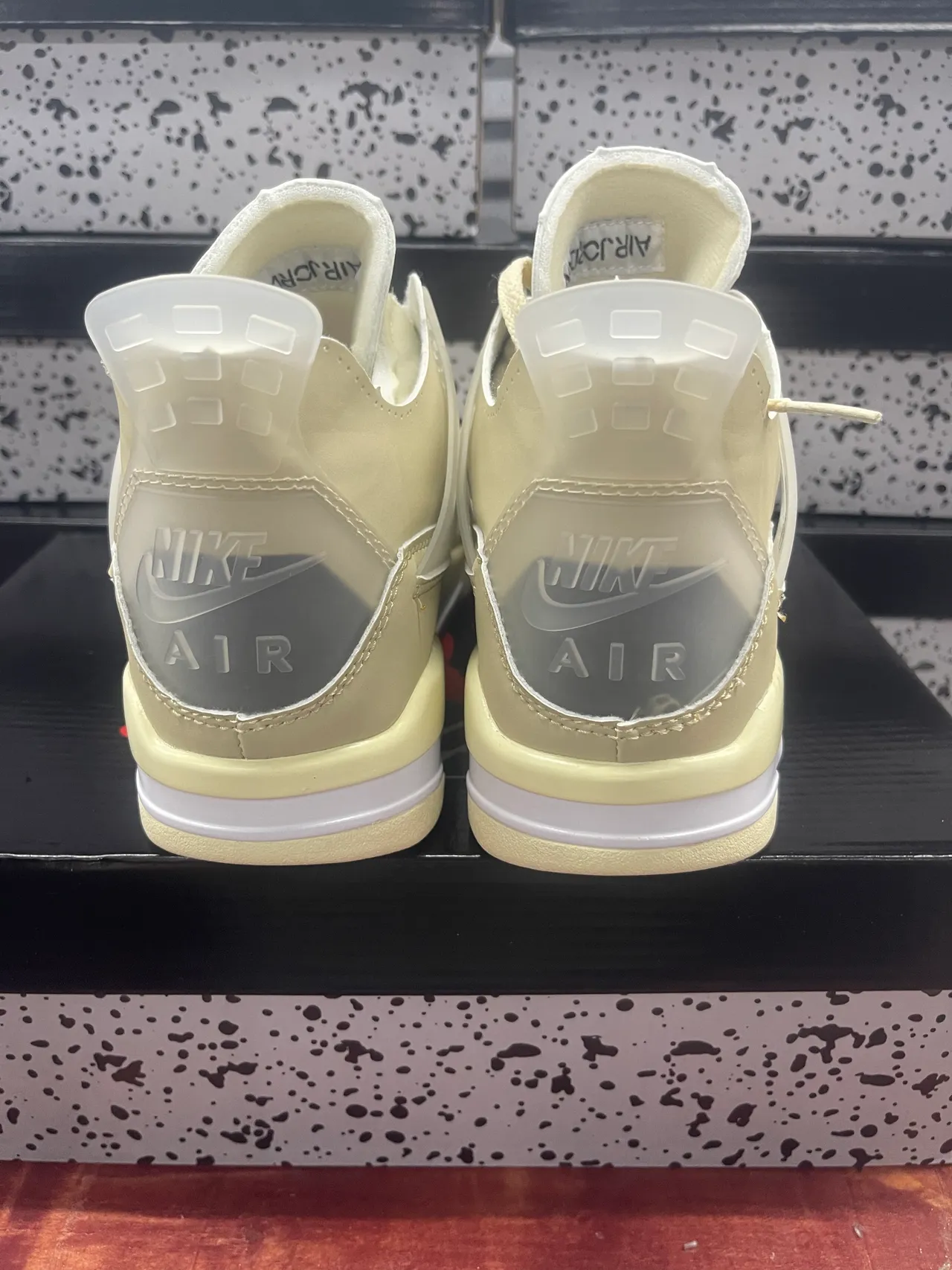 Air Jordan 4 Off-White Cream Basketball Shoes 7