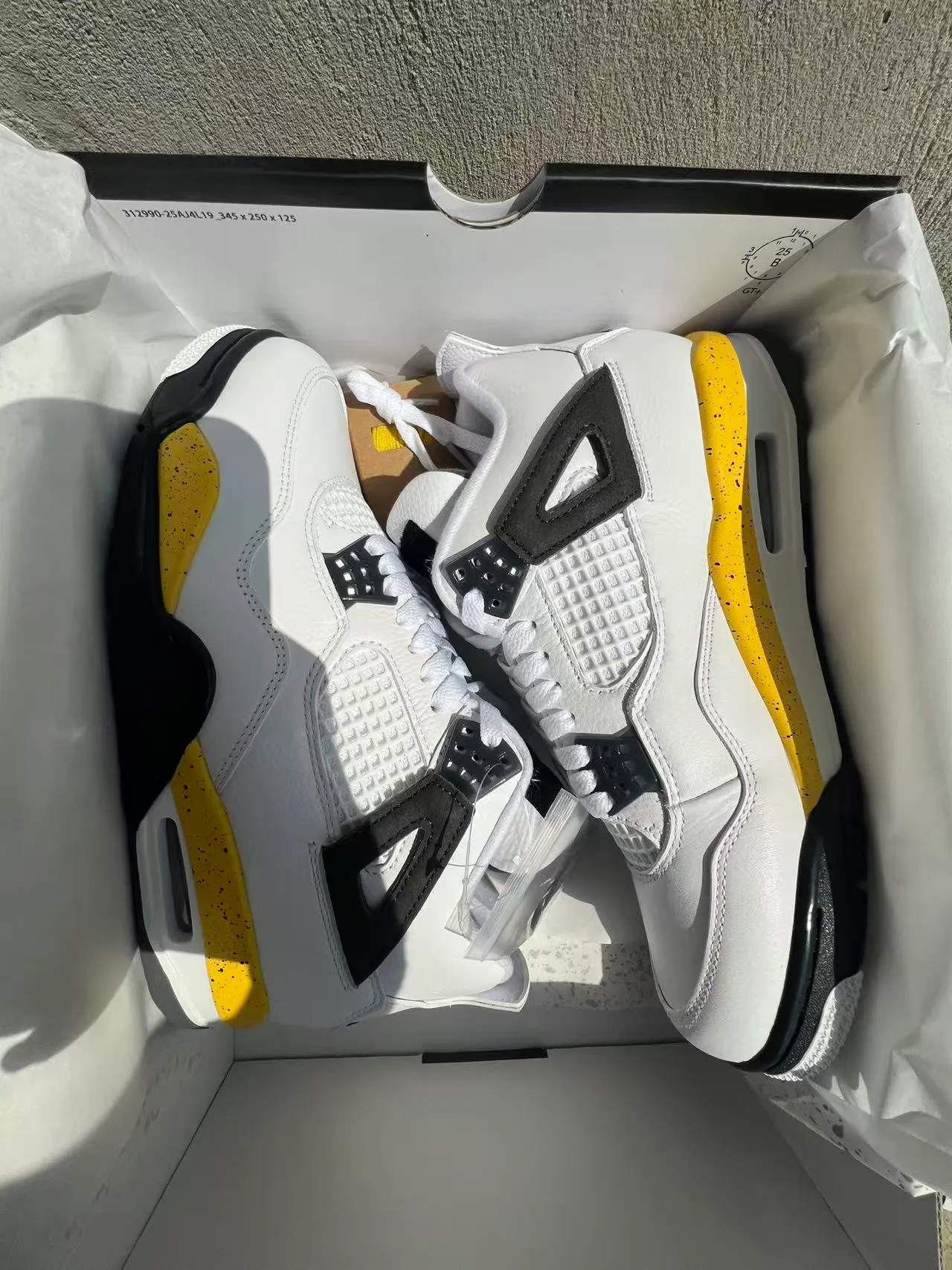 Air Jordan 4 White Black Yellow Speckle Basketball Shoes 9