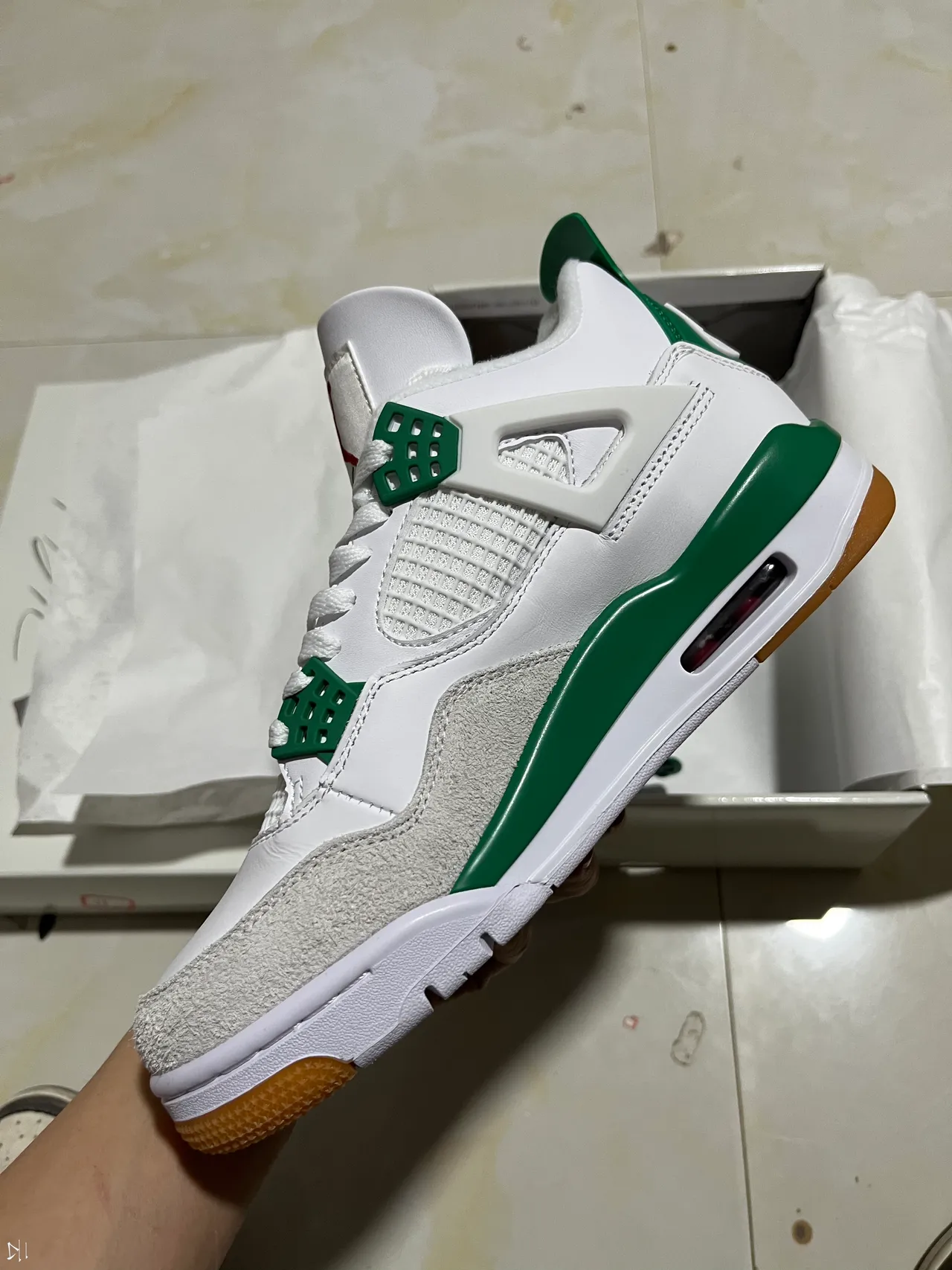 Air Jordan 4 White Green Gum Basketball Shoes 4
