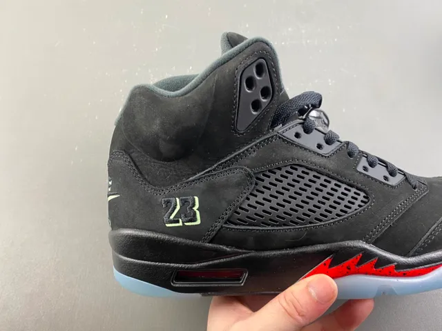 Air Jordan 5 Black Red Lightning Bolt Basketball Shoes 3