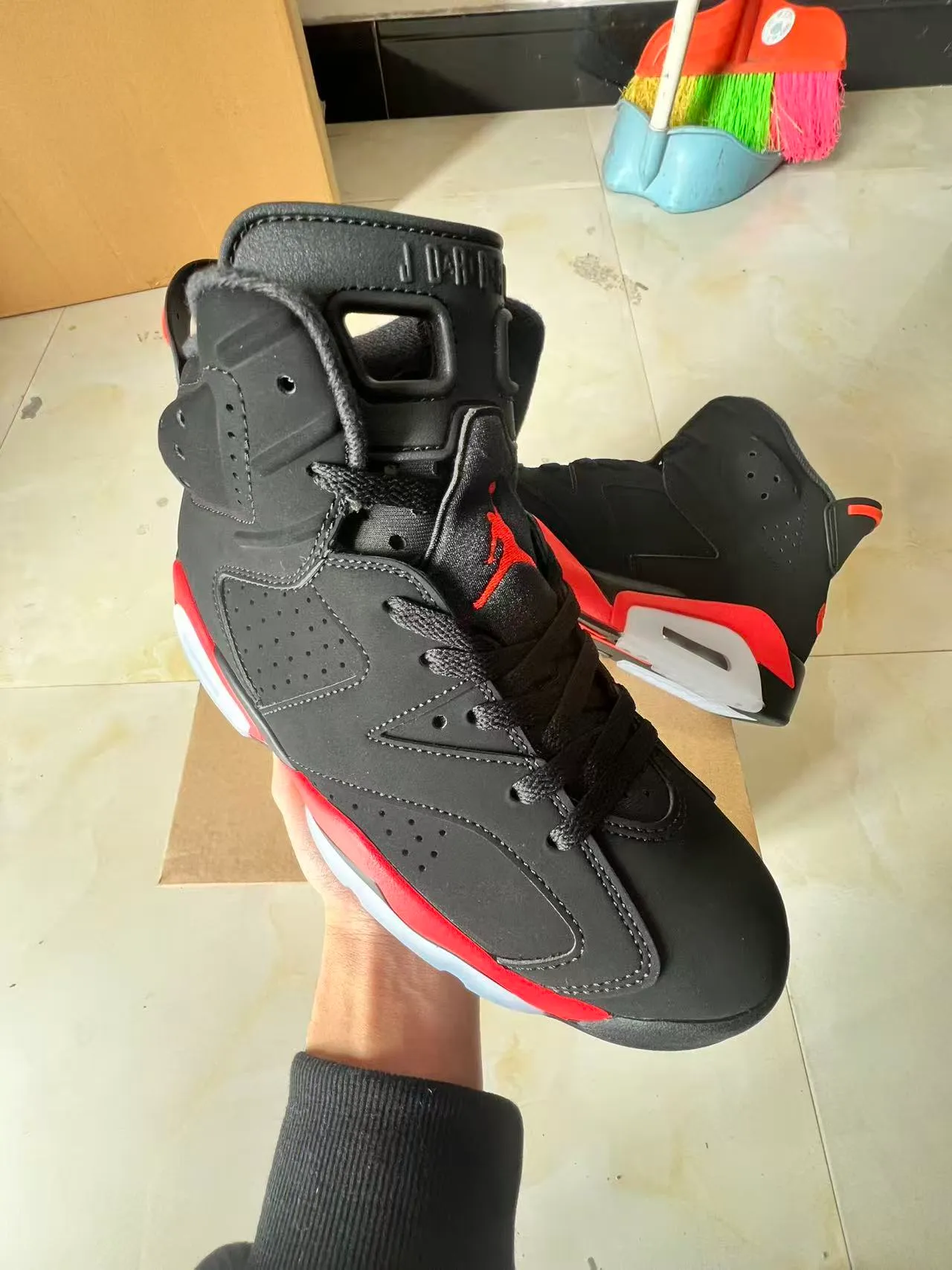 Air Jordan 6 Black Red Basketball Shoes 2