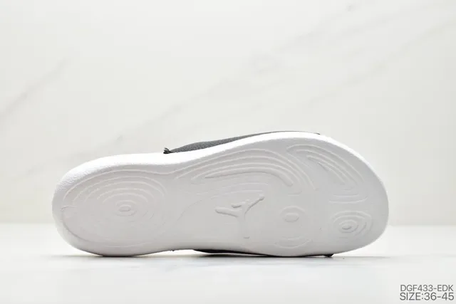 Air Jordan Slide Black and White Slippers 2
