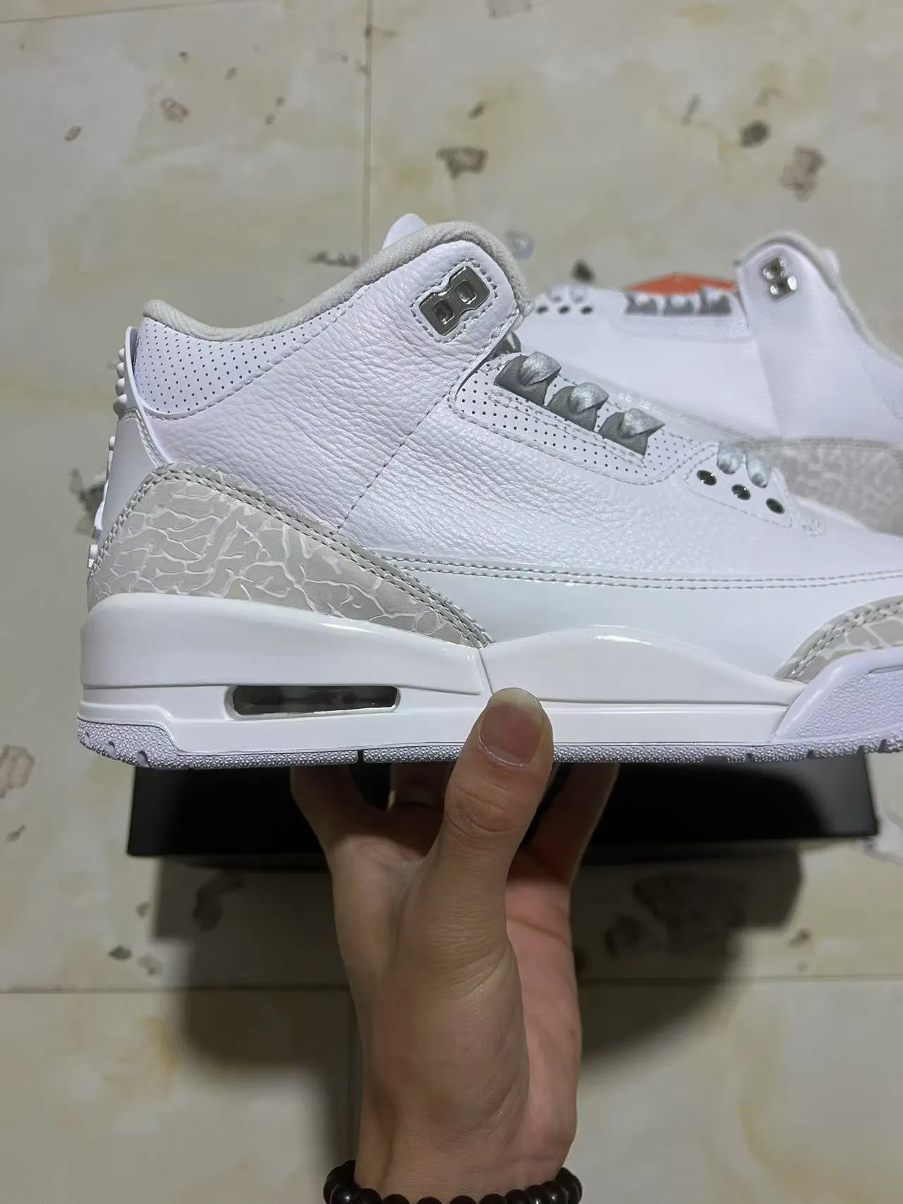 Air Jordan White Gray High-Top Elephant Print Basketball Shoes 7