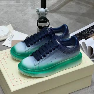 Alexander McQueen नीली हरी ग्रेडिएंट ओम्ब्र ऊपरी ओवरसाइज्ड प्लेटफॉर्म सोल लाइफस्टाइल स्नीकर