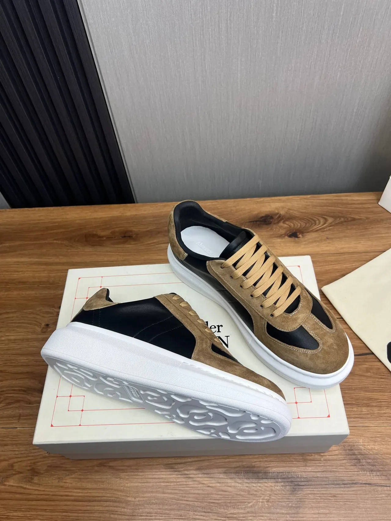 Alexander McQueen Oversized Sneaker Black and Tan Chunky Sneakers 6