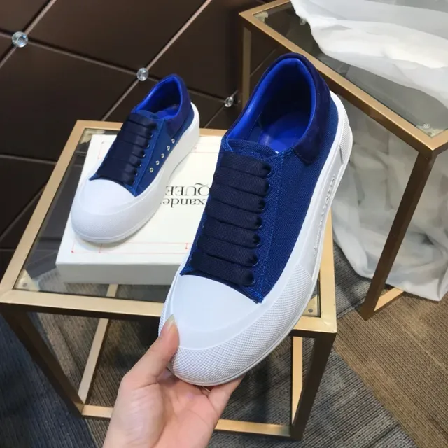 Alexander McQueen حذاء رياضي أوفرسايز أزرق ملكي أبيض لايفستايل حذاء رياضي 2