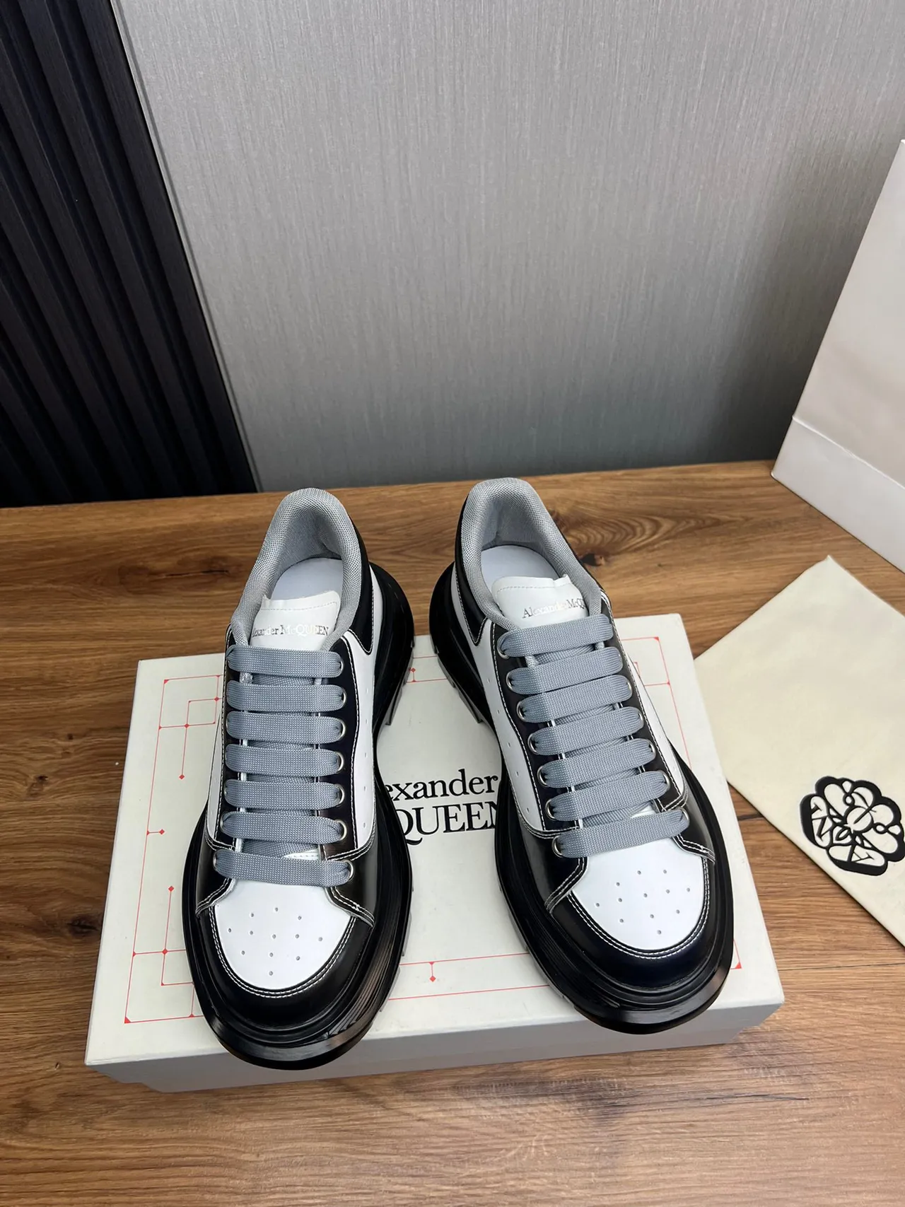 Alexander McQueen Oversized Sneaker White Black Gray Chunky Sneakers 3