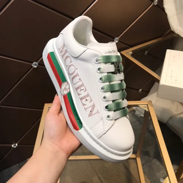 Alexander McQueen Zapatilla oversized blanco verde suela plataforma cinta gradiente cordones chunky sneakers 2
