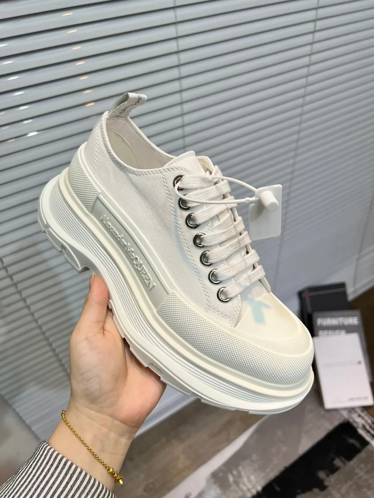 Alexander McQueen Oversized Sneaker White Lifestyle Sneakers 6