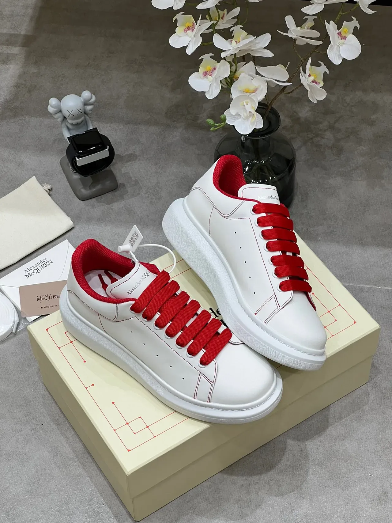 Alexander McQueen Oversized Sneaker White Red Platform Sole Leather Upper Lifestyle Sneakers 5