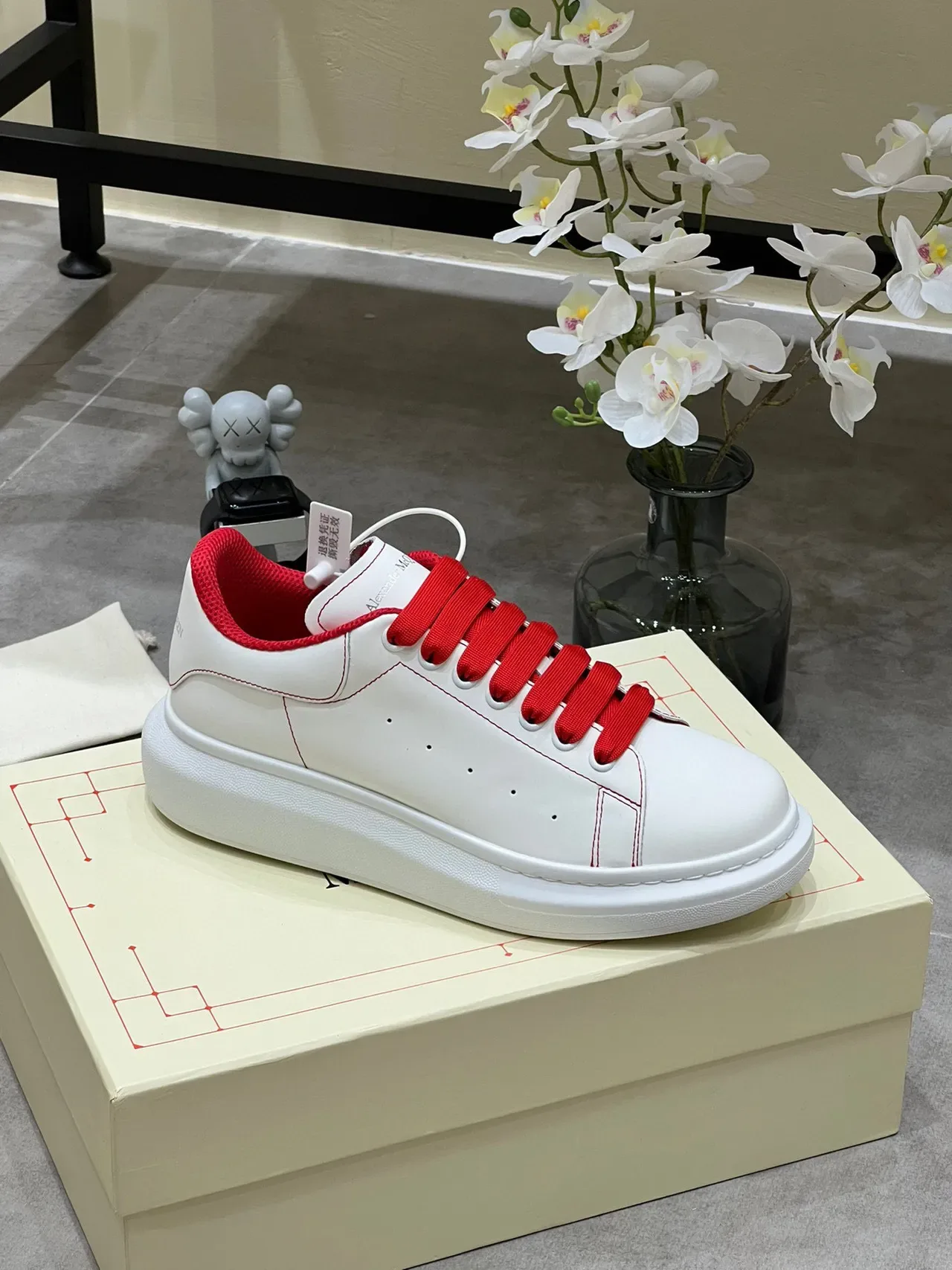 Alexander McQueen Oversized Sneaker White Red Platform Sole Leather Upper Lifestyle Sneakers 6