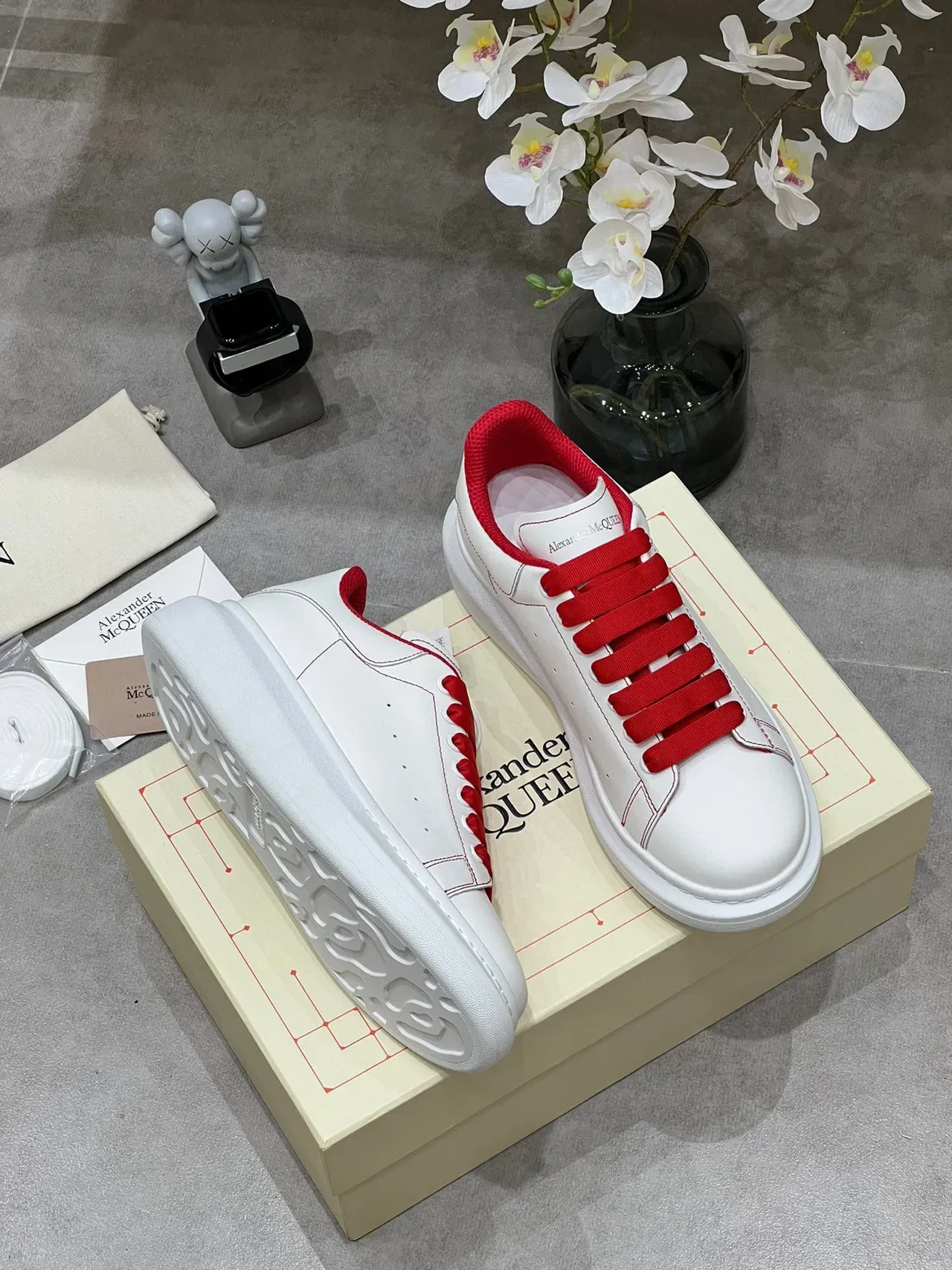 Alexander McQueen Oversized Sneaker White Red Platform Sole Leather Upper Lifestyle Sneakers 7