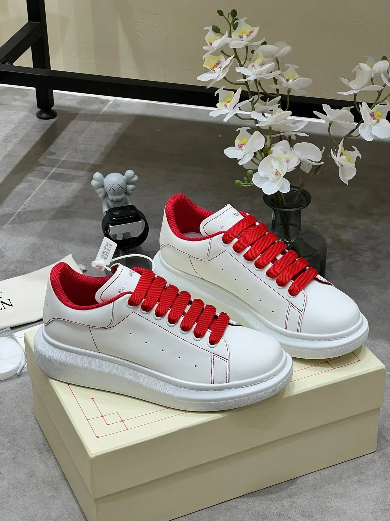 Alexander McQueen Oversized Sneaker White Red Platform Sole Leather Upper Lifestyle Sneakers 8