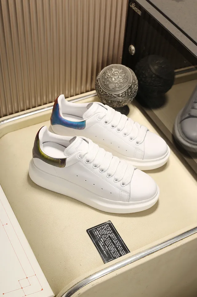 Alexander McQueen Tênis Oversized Branco e Vermelho Silhueta Couro Superior Suave Lifestyle Sneakers 7