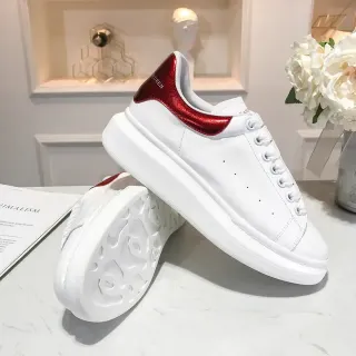 Alexander McQueen Oversized Sneaker White Red Sole Smooth Leather Upper Lifestyle Sneakers