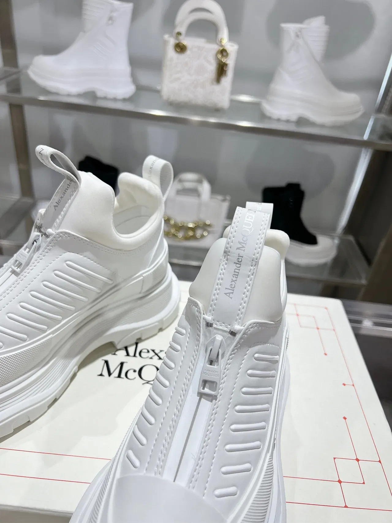 Alexander McQueen Oversized Sneaker White Zip-Front Chunky Sneakers 4