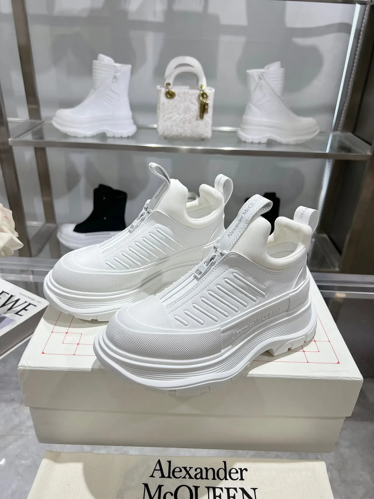 Alexander McQueen Oversized Sneaker White Zip-Front Chunky Sneakers 5