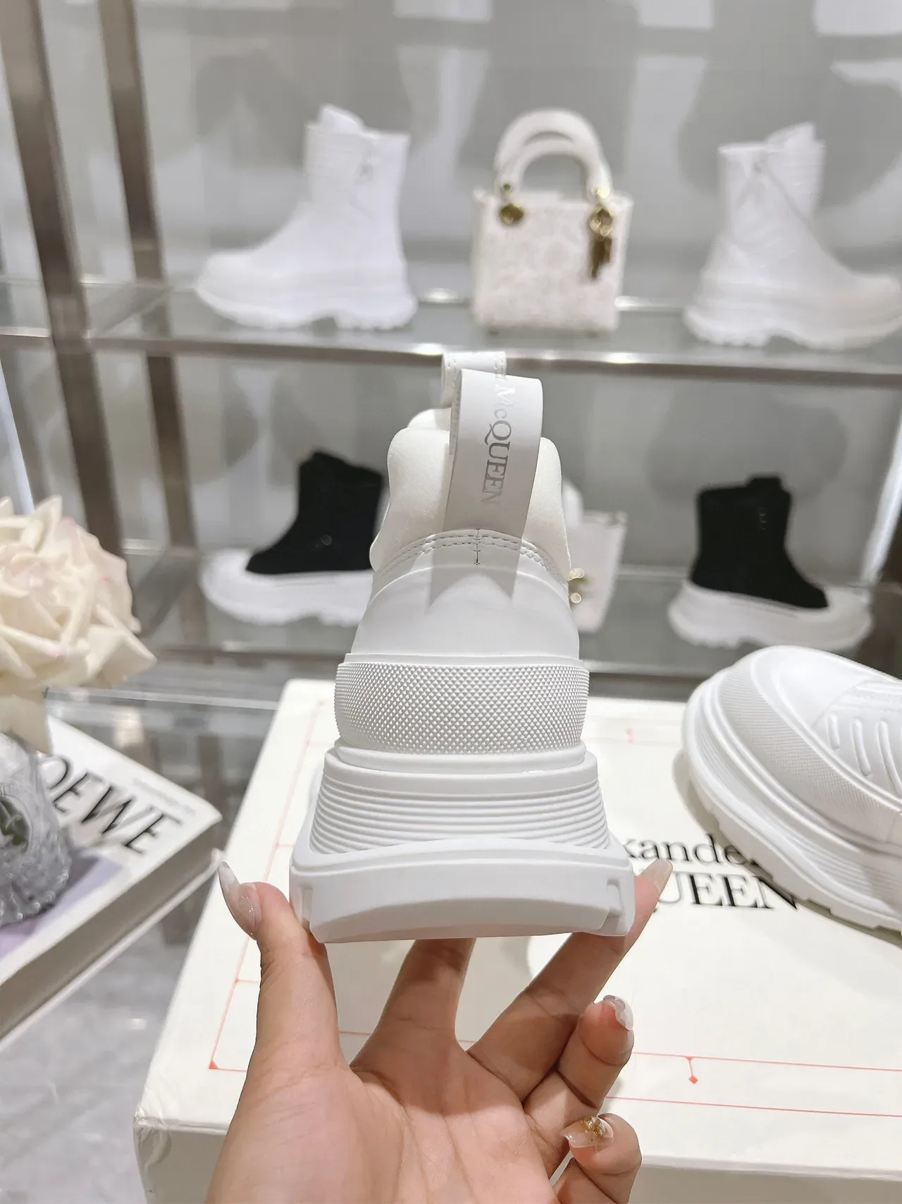 Alexander McQueen Oversized Sneaker White Zip-Front Chunky Sneakers 6