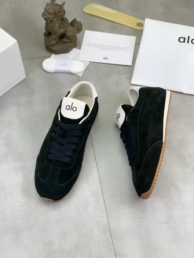 Alo Black Suede Retro Runner Lifestyle Sneakers 5