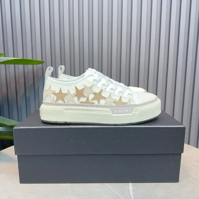 Amiri MA Court Chaussures Lifestyle Blanches étoilées 7
