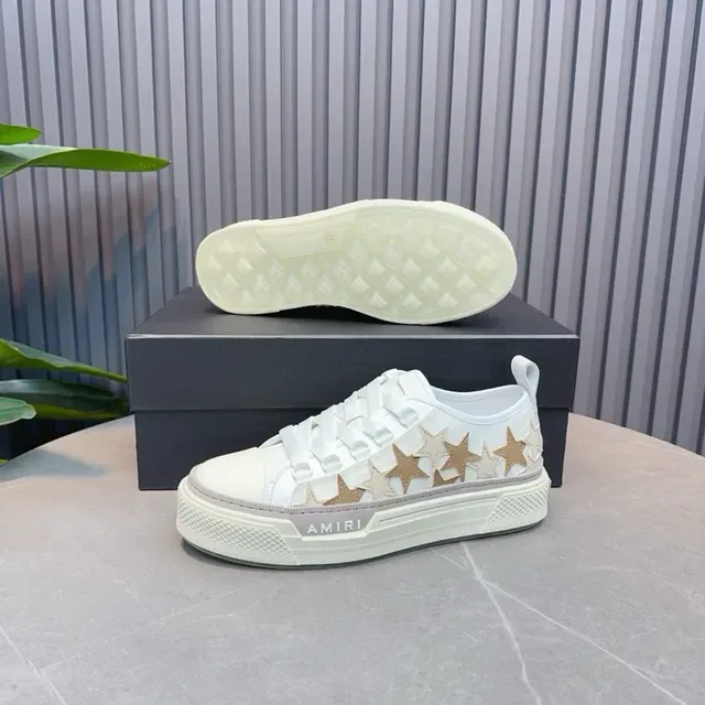 Amiri MA Court Chaussures Lifestyle Blanches étoilées 9