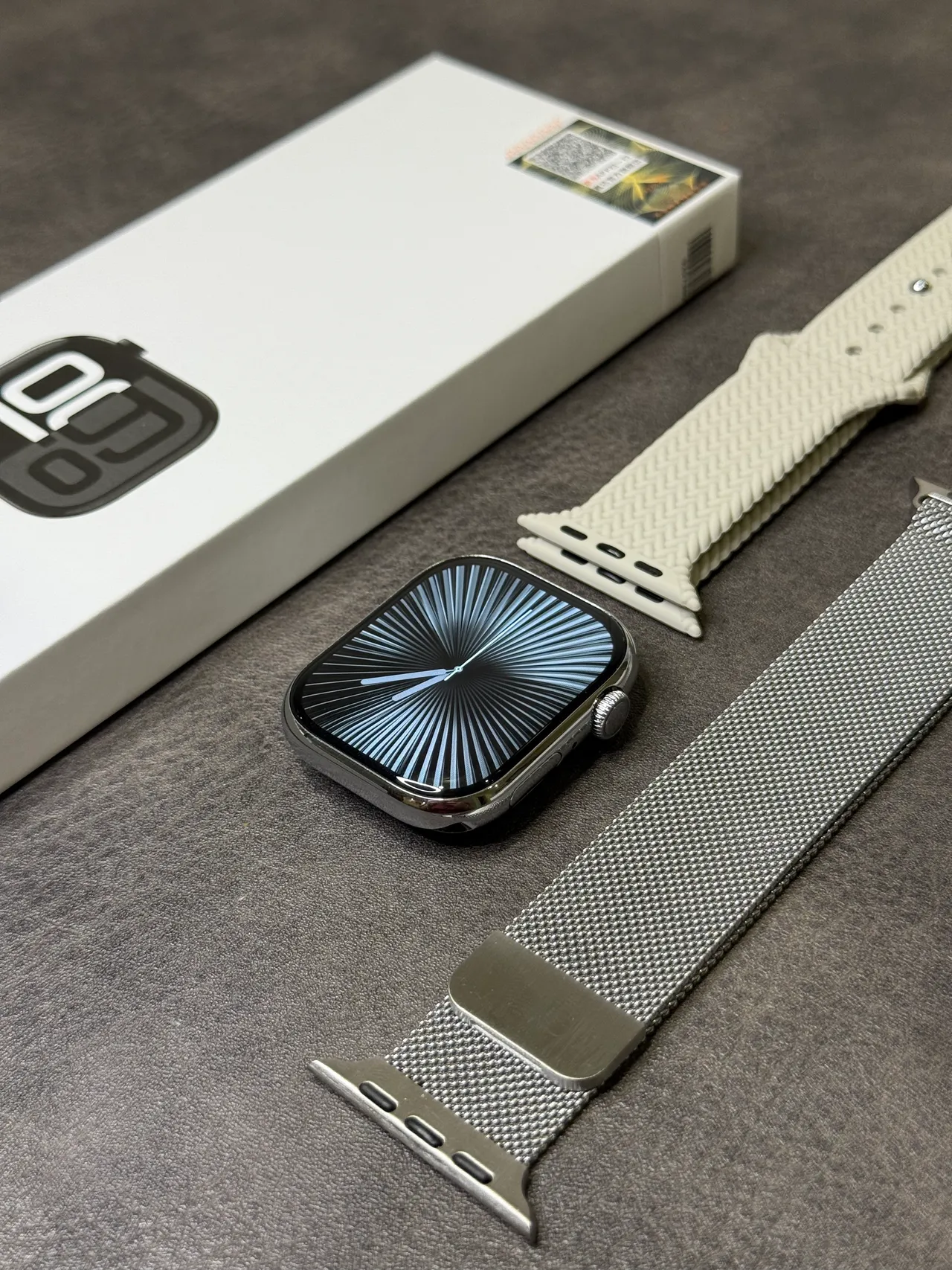 Apple Silver Black Rounded Square Case Stainless Steel Sports Watch 5
