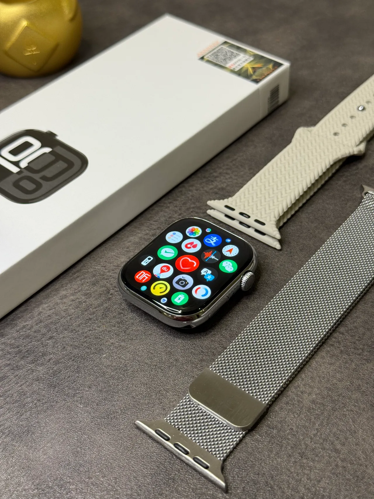 Apple Silver Black Rounded Square Case Stainless Steel Sports Watch 6