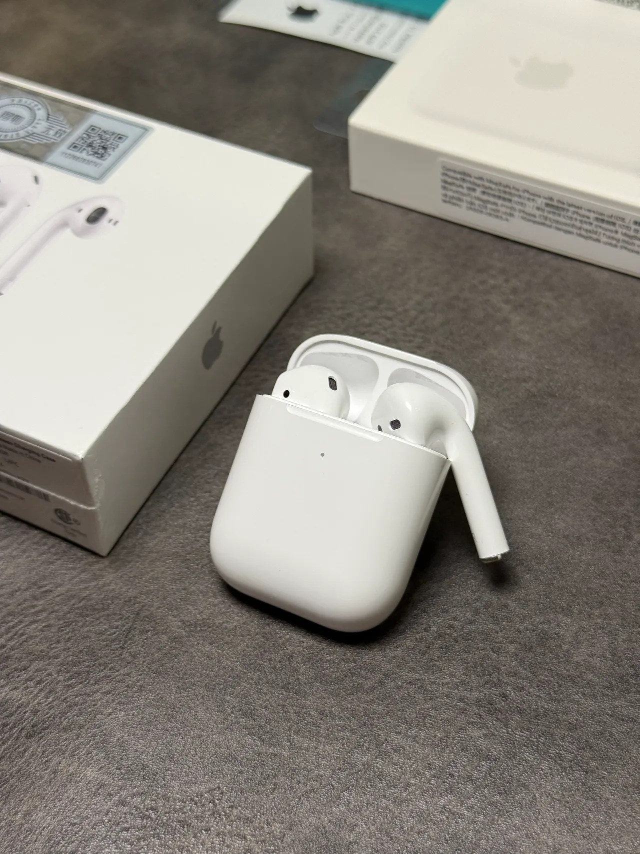 Apple White Stem-Style Open-Fit TWS Earbuds 8