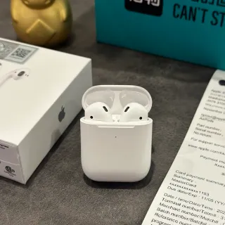 Apple White Stemless Glossy TWS Earbuds