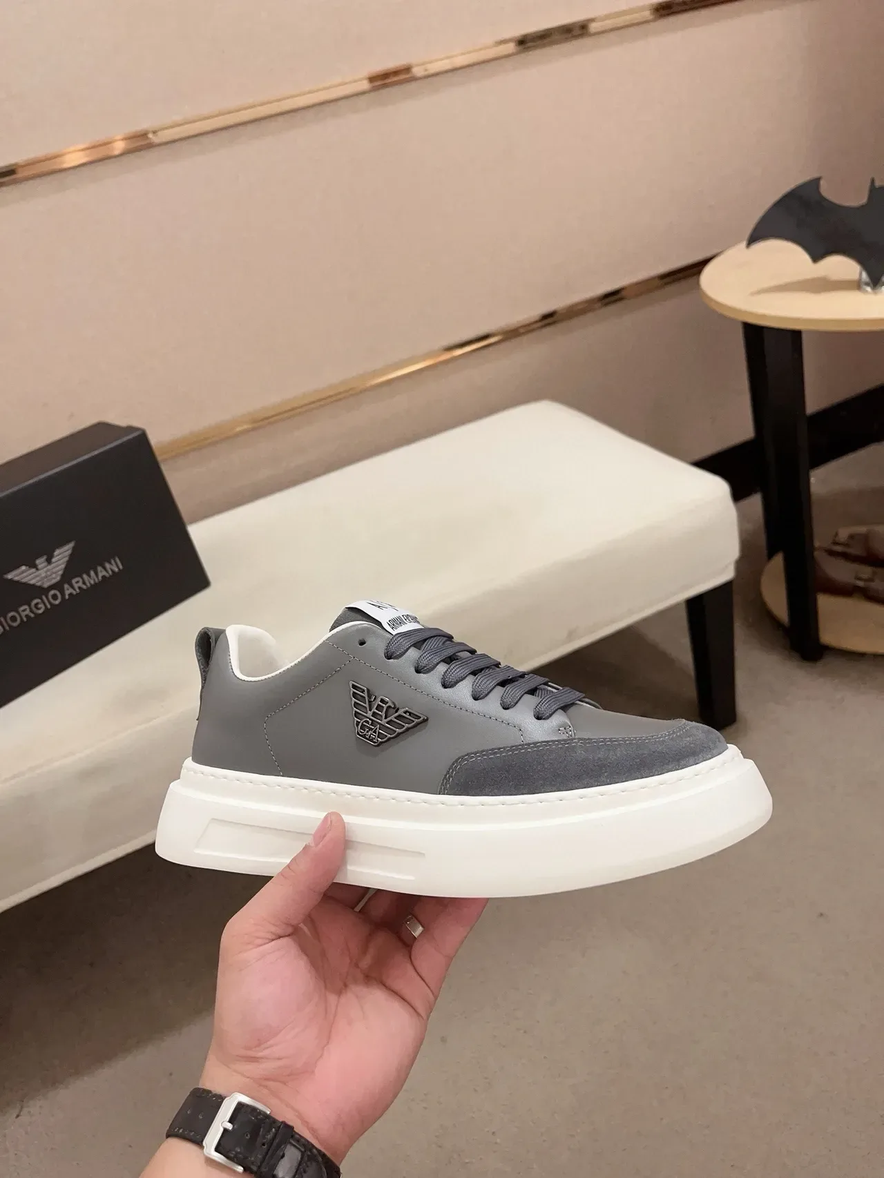Armani Exchange Gray White Low-Top Platform Sole Lifestyle Sneakers 4